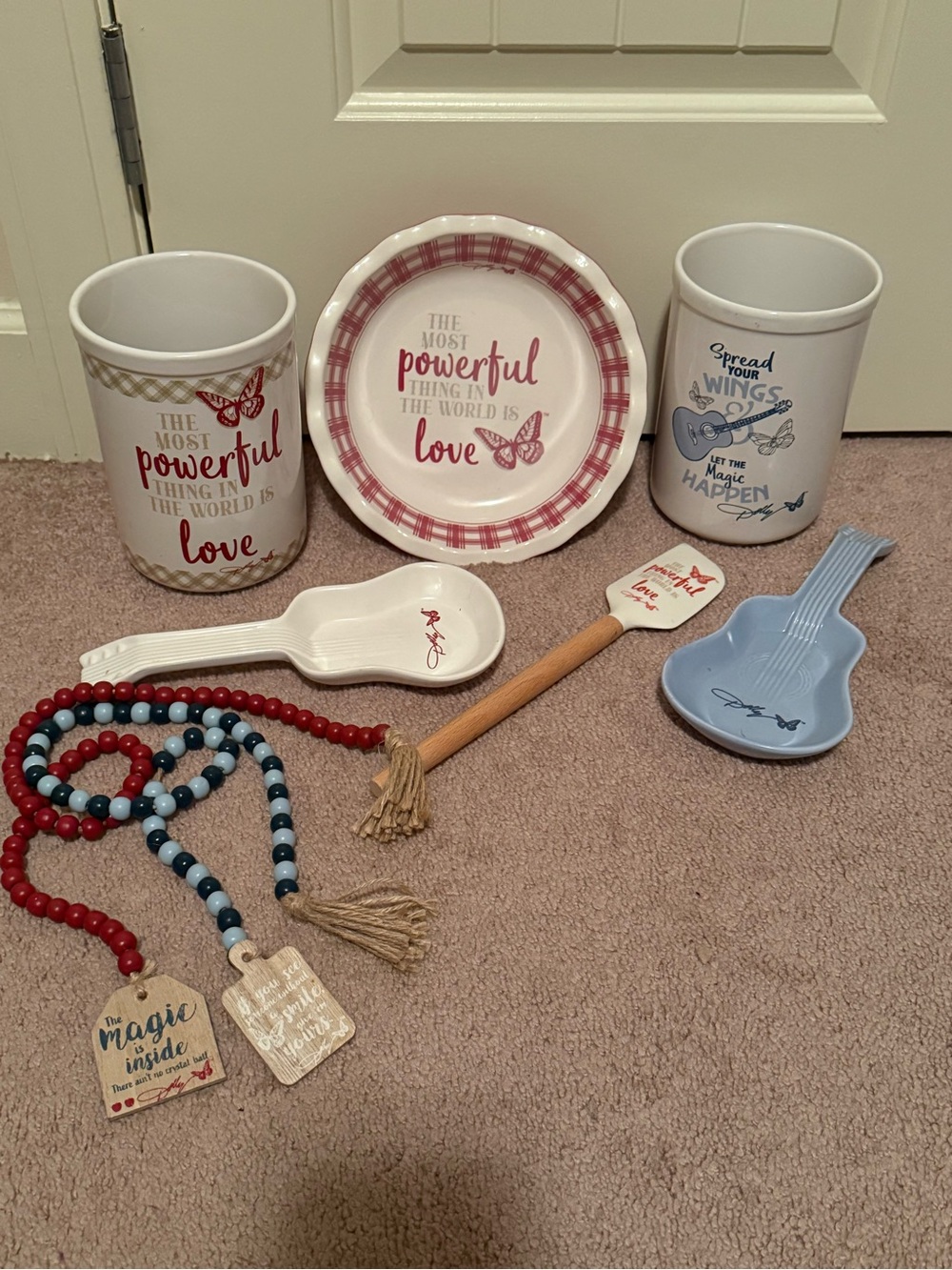 This collection of Dolly Parton themed home decor